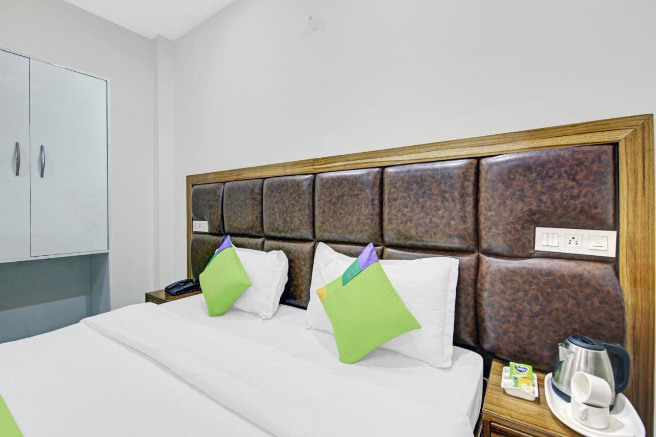 Hotel Treebo Royal Salute, Zirakpur Exteriér fotografie